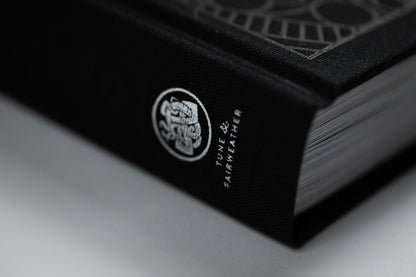 You Died: The Dark Souls Companion (black cloth edition)